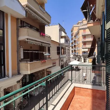 Apartment Cattaneo House Nettuno